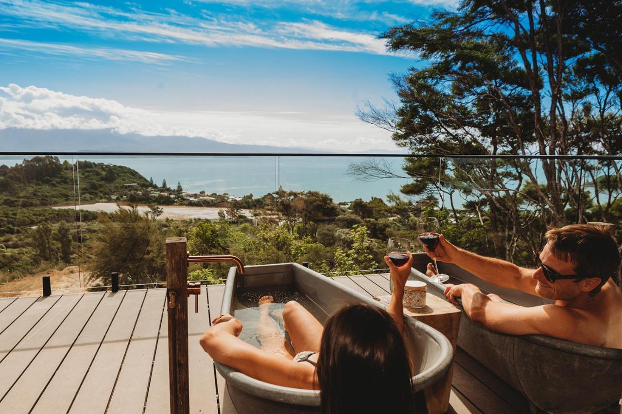 Drift Off Grid Luxury Eco Glamping Hotell Tarakohe Eksteriør bilde